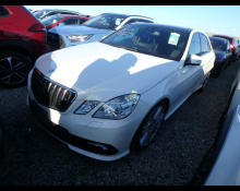 Mercedes Benz E-Class 2010