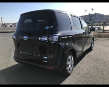 Toyota Sienta 2019