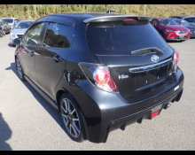 Toyota Vitz 2012