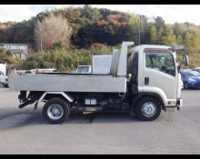 Isuzu Forward 2013