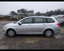 Toyota Corolla Fielder 2013