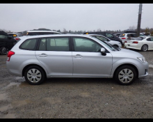 Toyota Corolla Fielder 2013