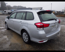 Toyota Corolla Fielder 2015