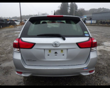 Toyota Corolla Fielder 2015