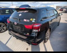 Toyota Corolla Fielder 2015