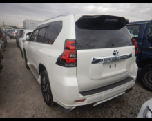 Toyota Land Cruiser Prado 2023