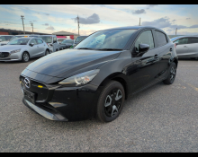 Mazda Mazda2 2024
