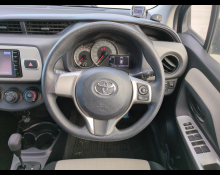 Toyota Vitz 2015