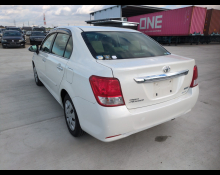 Toyota Corolla Axio 2013