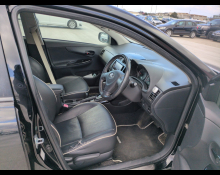 Toyota Corolla Fielder 2011