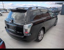 Toyota Corolla Fielder 2011