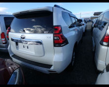 Toyota Land Cruiser Prado 2023