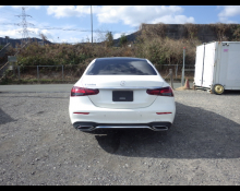 Mercedes Benz E-Class 2022