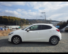 Mazda Mazda2 2022