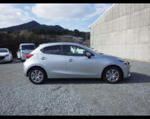 Mazda Mazda2 2022