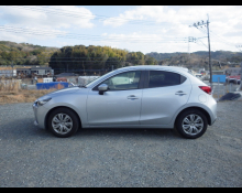 Mazda Mazda2 2022