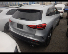 Mercedes Benz GLA-class 2021