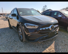 Mercedes Benz GLA-class 2023