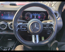 Mercedes Benz GLA-class 2023