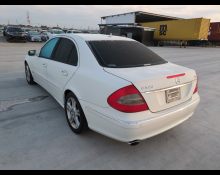 Mercedes Benz E-Class 2009
