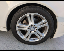 Mercedes Benz E-Class 2009