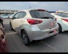 Mazda Mazda2 2022