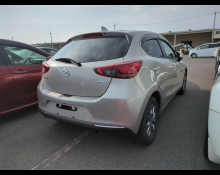 Mazda Mazda2 2022
