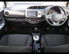 Toyota Vitz 2015