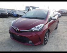 Toyota Vitz 2015