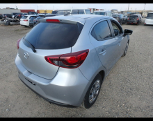 Mazda Mazda2 2022