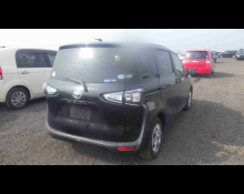Toyota Sienta 2021