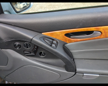 Mercedes Benz SL-Class 2005