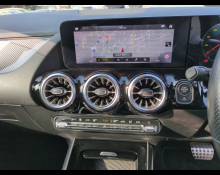 Mercedes Benz GLA-class 2021