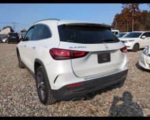 Mercedes Benz GLA-class 2021