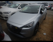 Mazda Mazda2 2023