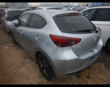 Mazda Mazda2 2023