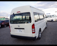 Toyota Hiace Commuter 2011