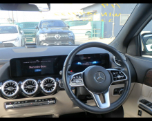 Mercedes Benz GLA-class 2021