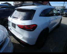 Mercedes Benz GLA-class 2021
