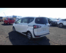 Toyota Sienta 2019