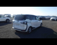 Toyota Sienta 2020