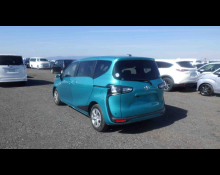 Toyota Sienta 2021