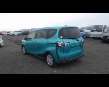 Toyota Sienta 2021