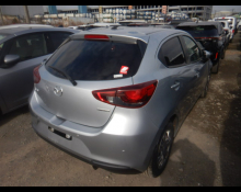 Mazda Mazda2 2022