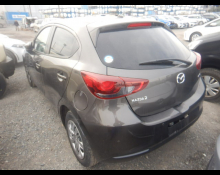 Mazda Mazda2 2021