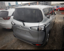 Toyota Sienta 2022
