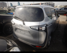 Toyota Sienta 2022