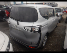 Toyota Sienta 2022