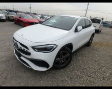 Mercedes Benz GLA-class 2022