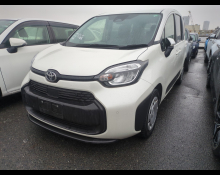 Toyota Sienta 2023
